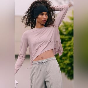 Free People movement Tempo Long-Sleeve Tee wine size Small NWT in packaging‎